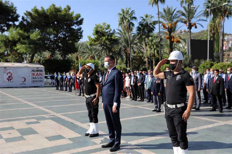  ALANYA 'DA 19 EYLÜL GAZİLER GÜNÜ KUTLANDI !