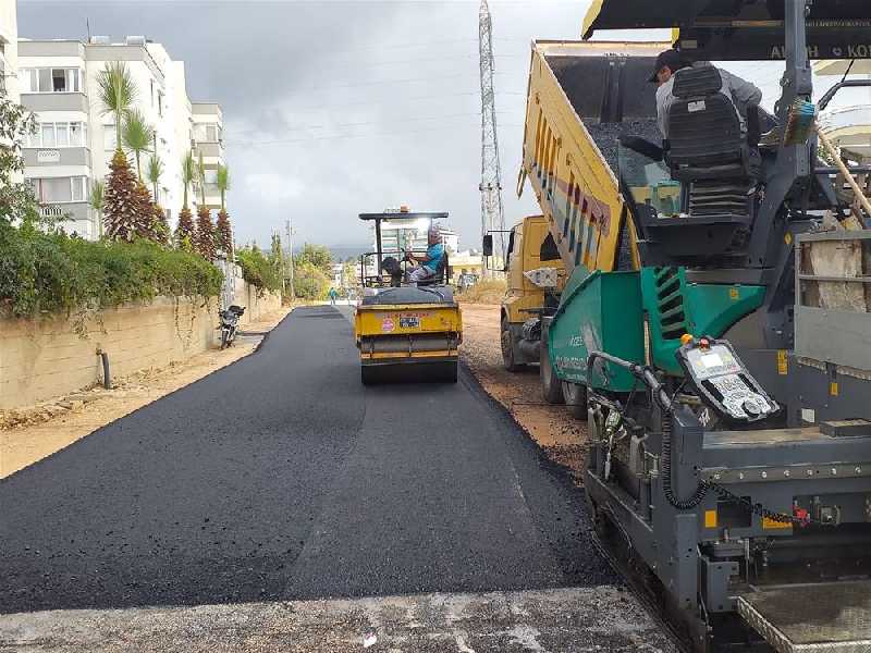 PLANLANAN ASFALT ÇALIŞMALARI HIZLA DEVAM EDİYOR !