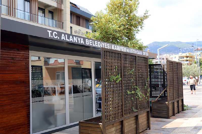 HACET MAHALLESİ’NDE KARİYER VE İSTİHDAM OFİSİ HİZMETE AÇILDI!