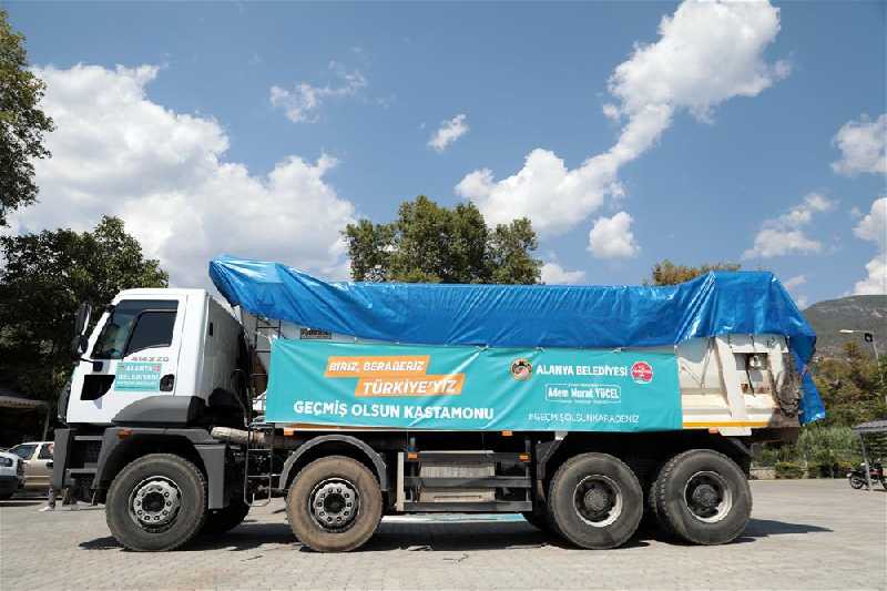 BAŞKAN YÜCEL'DEN KASTAMONU'YA DESTEK !